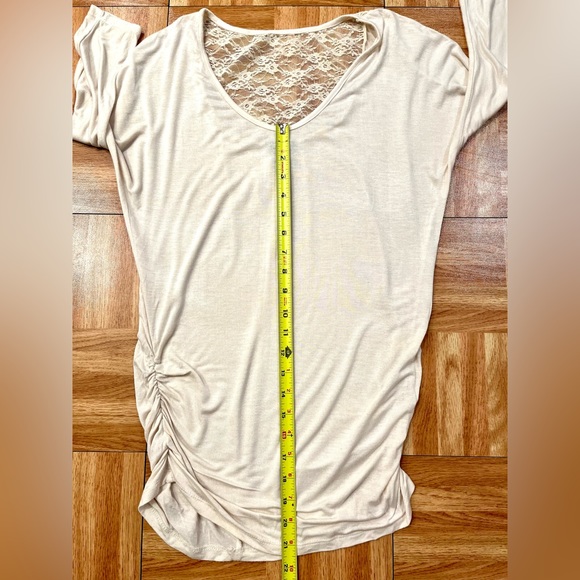 💰SALE 2 SHIRT BUNDLE Valerie Bertinelli (teal) & Rue 21 (cream) - Picture 8 of 12